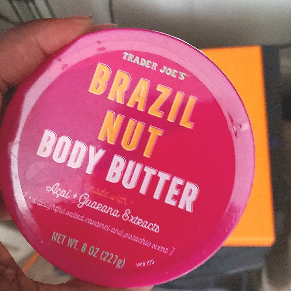 Exclusive Body butter 🧈 8oz